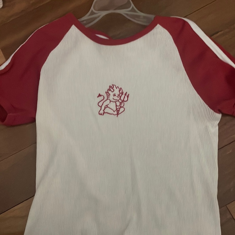 Brandy Melville devil top size S